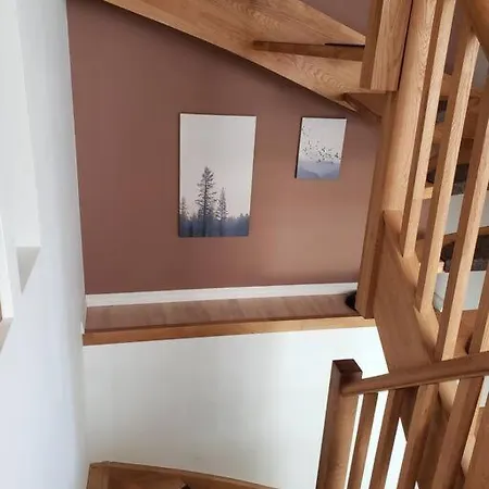 Cosy, Modern Townhouse In Sentrum 公寓 *